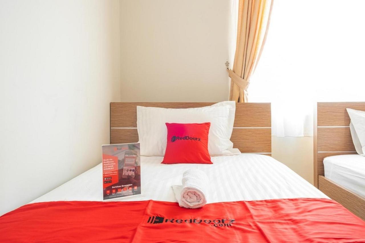 فندق Reddoorz Near Siloam Karawaci 3 تانجيرانغْ المظهر الخارجي الصورة