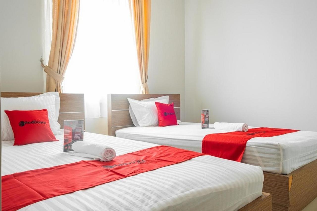 فندق Reddoorz Near Siloam Karawaci 3 تانجيرانغْ المظهر الخارجي الصورة