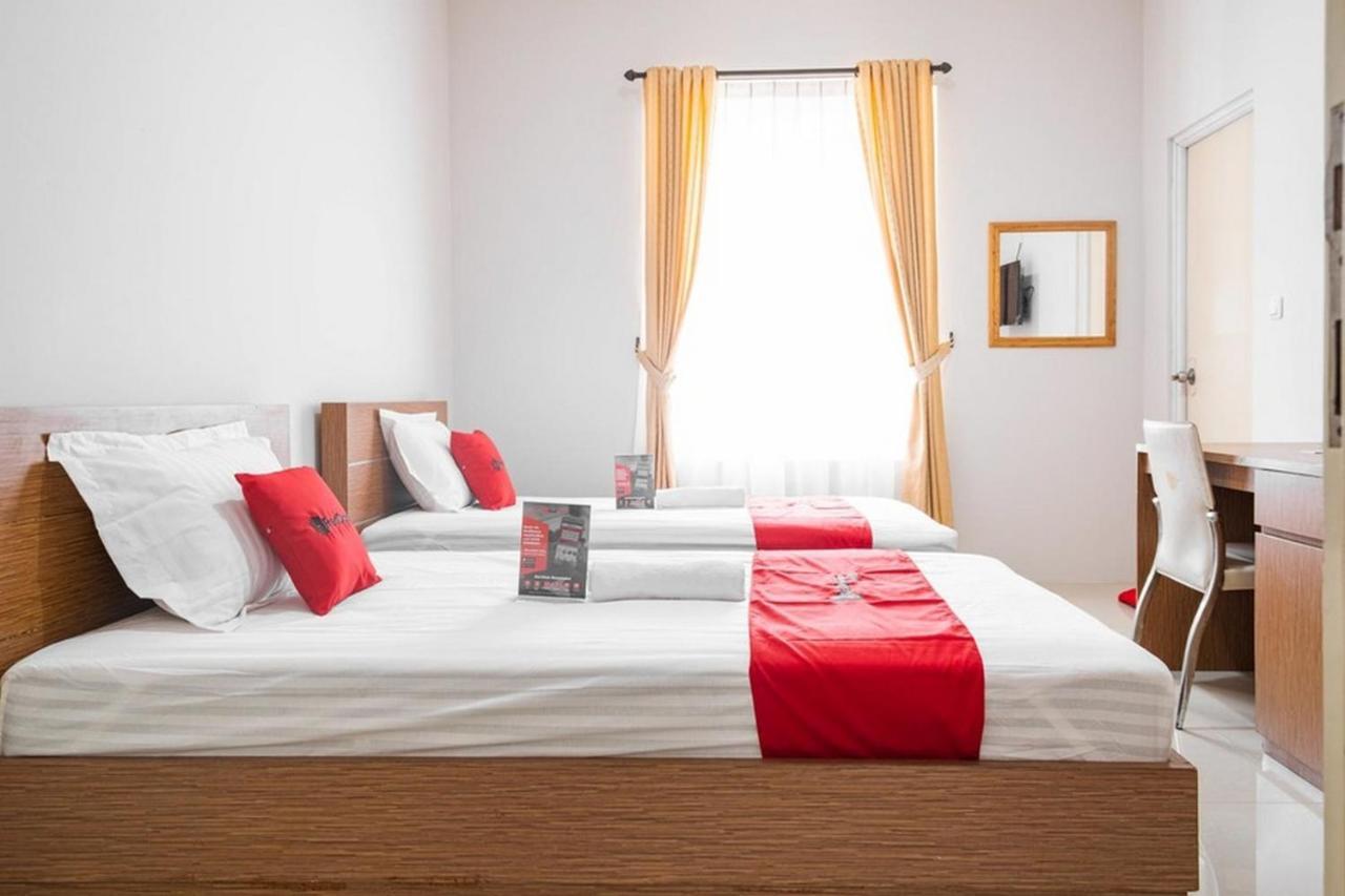 فندق Reddoorz Near Siloam Karawaci 3 تانجيرانغْ المظهر الخارجي الصورة